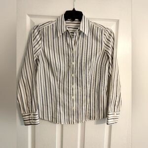 Ann Taylor size 10 Button front Long Sleeve, Blue & White Cotton Ladies Blouse